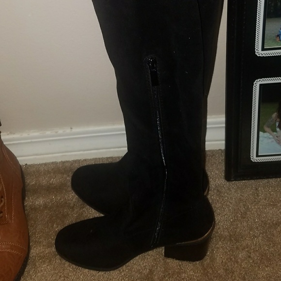 Size 7 Over the knee boots - Picture 1 of 3
